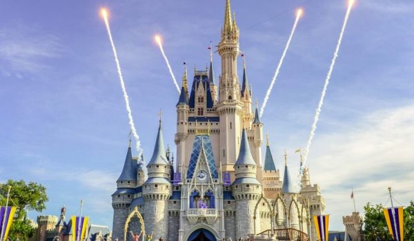 Disney World отваря врати